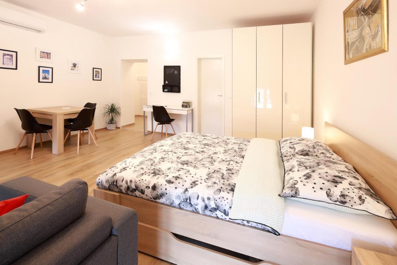 Sweet Loft Apartment "Blue" In Rijeka Center Экстерьер фото