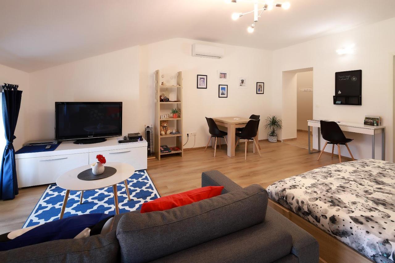 Sweet Loft Apartment "Blue" In Rijeka Center Экстерьер фото